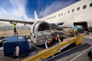 Госдума разрешила авиакомпаниям отменить бесплатный провоз багажа