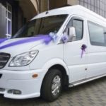 Аренда микроавтобуса на свадьбу: плюсы и минусы